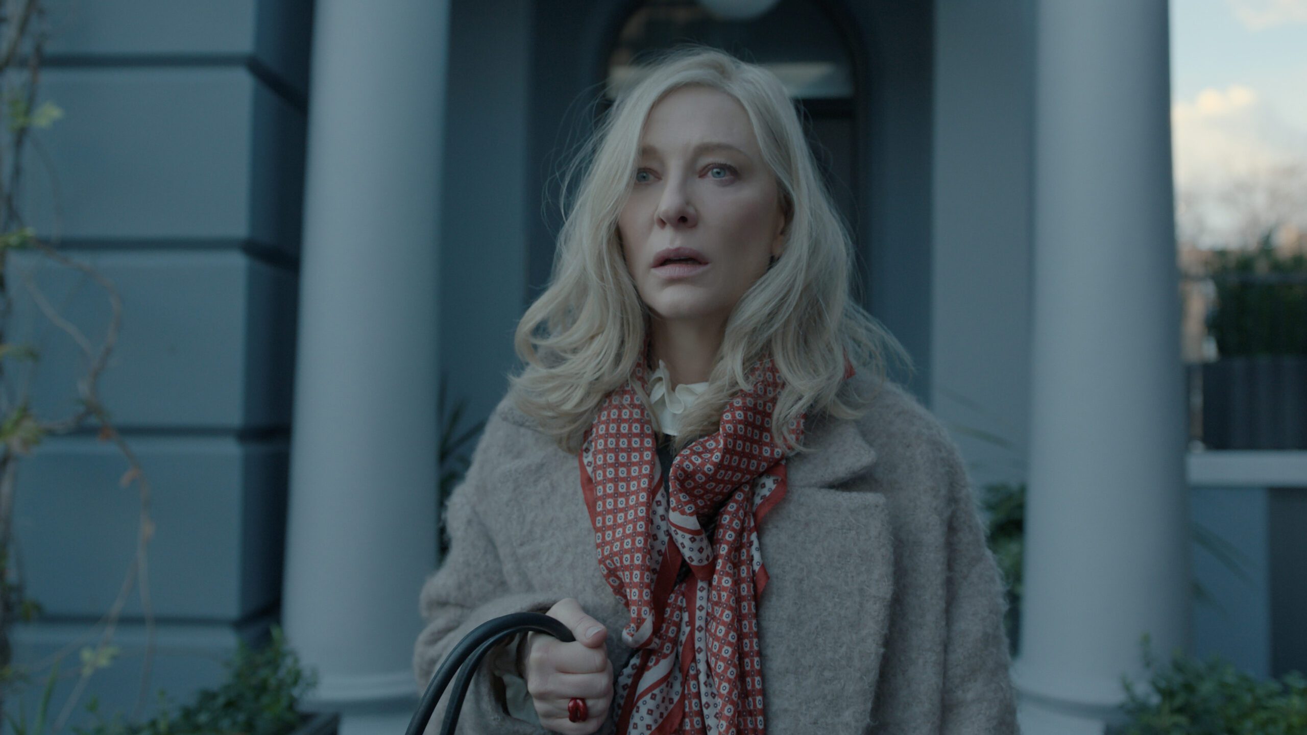 cate blanchett in disclaimer