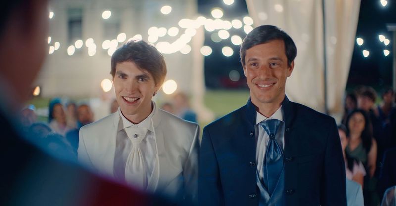 Amici per Caso: il trailer della commedia di Max Nardari