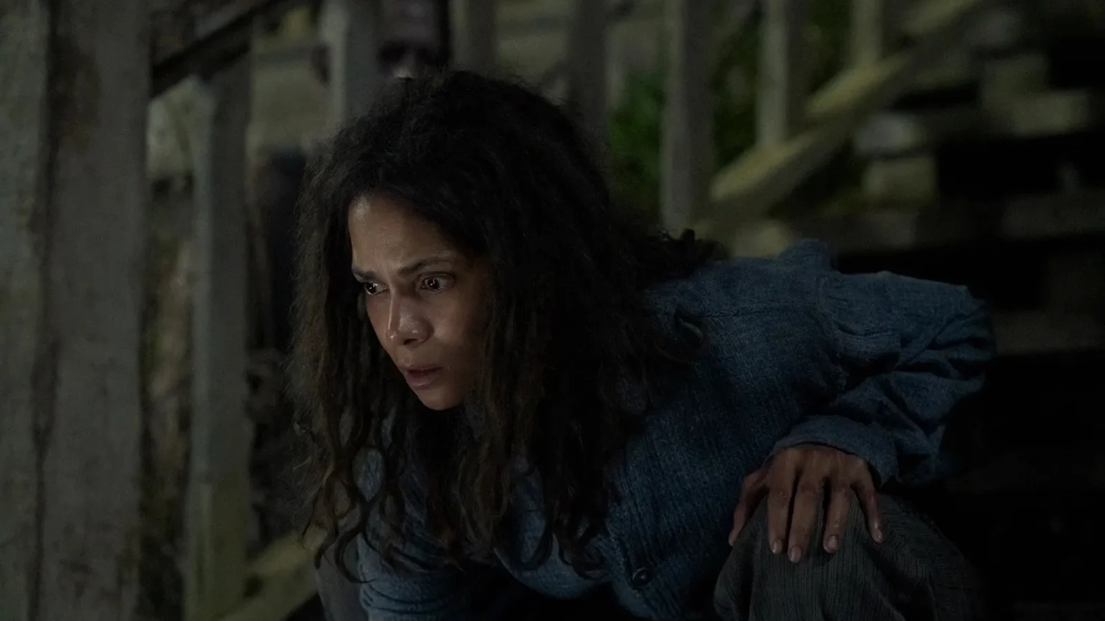 Never Let Go – A un passo dal male: il trailer italiano del film con Halle Berry