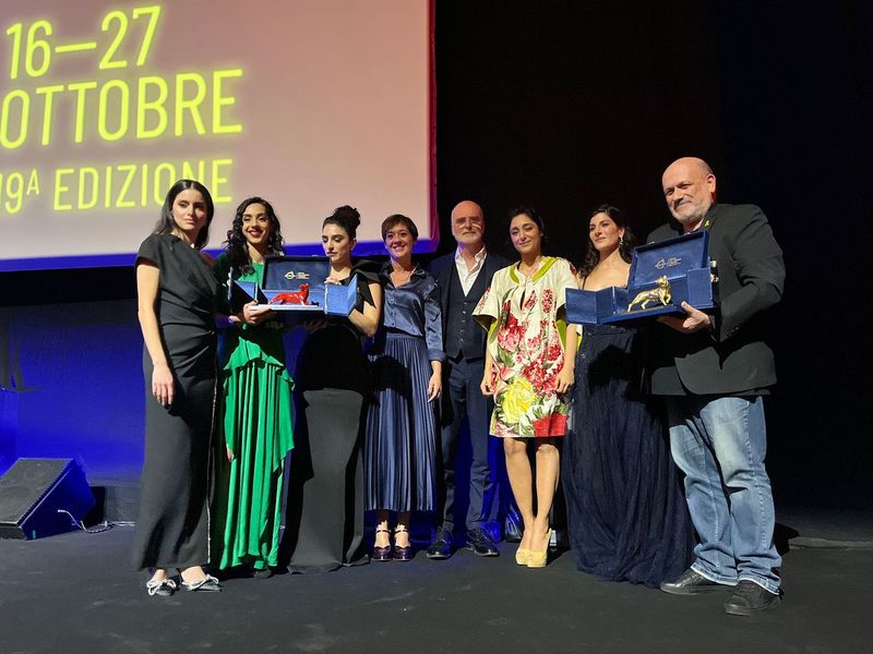 Festa di Roma 2024: a Leggere Lolita a Teheran il Premio del Pubblico FS e Premio Speciale della Giuria al Cast Femminile