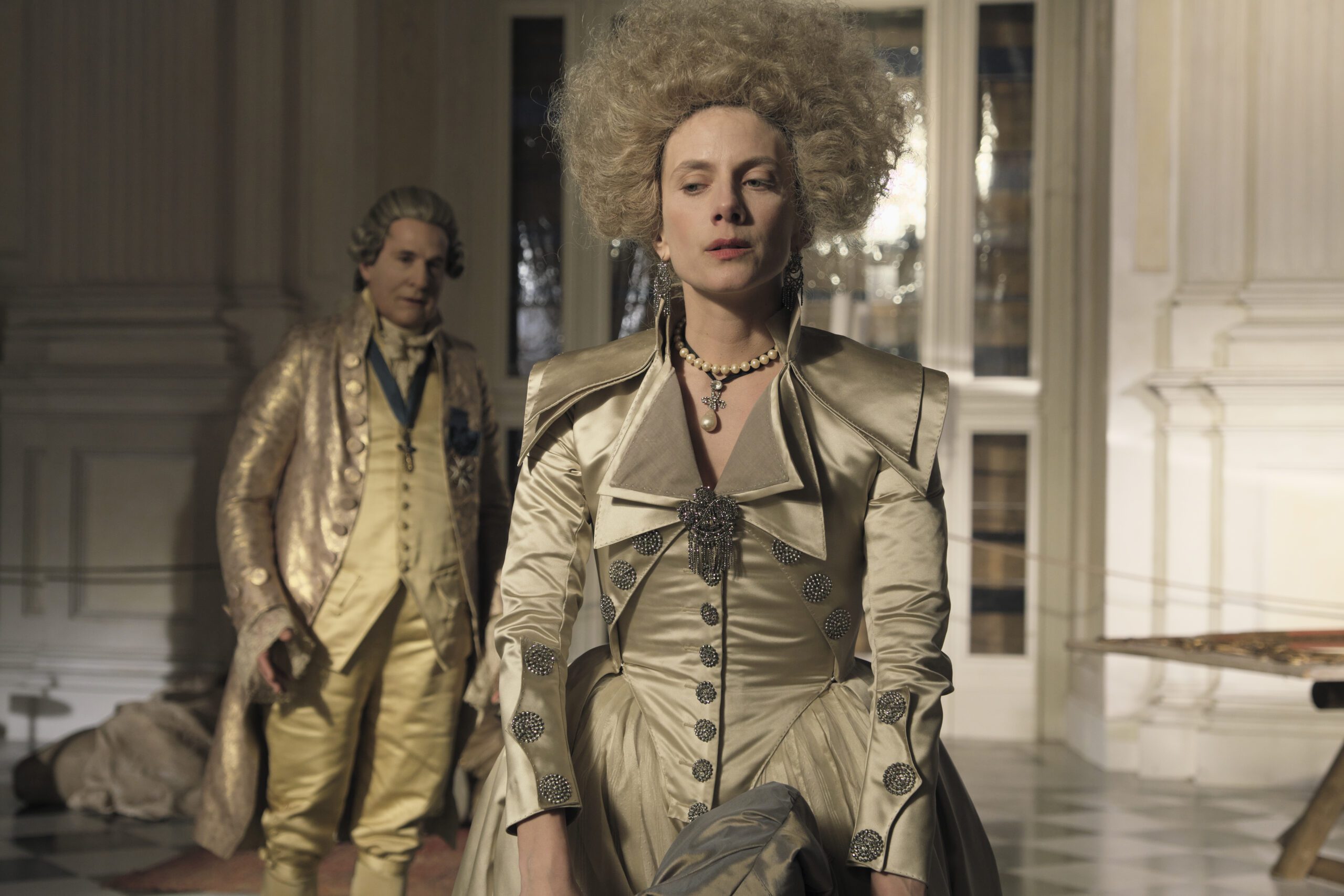 Le Deluge – Gli ultimi giorni di Maria Antonietta: le prime clip italiane del film di Gianluca Jodice