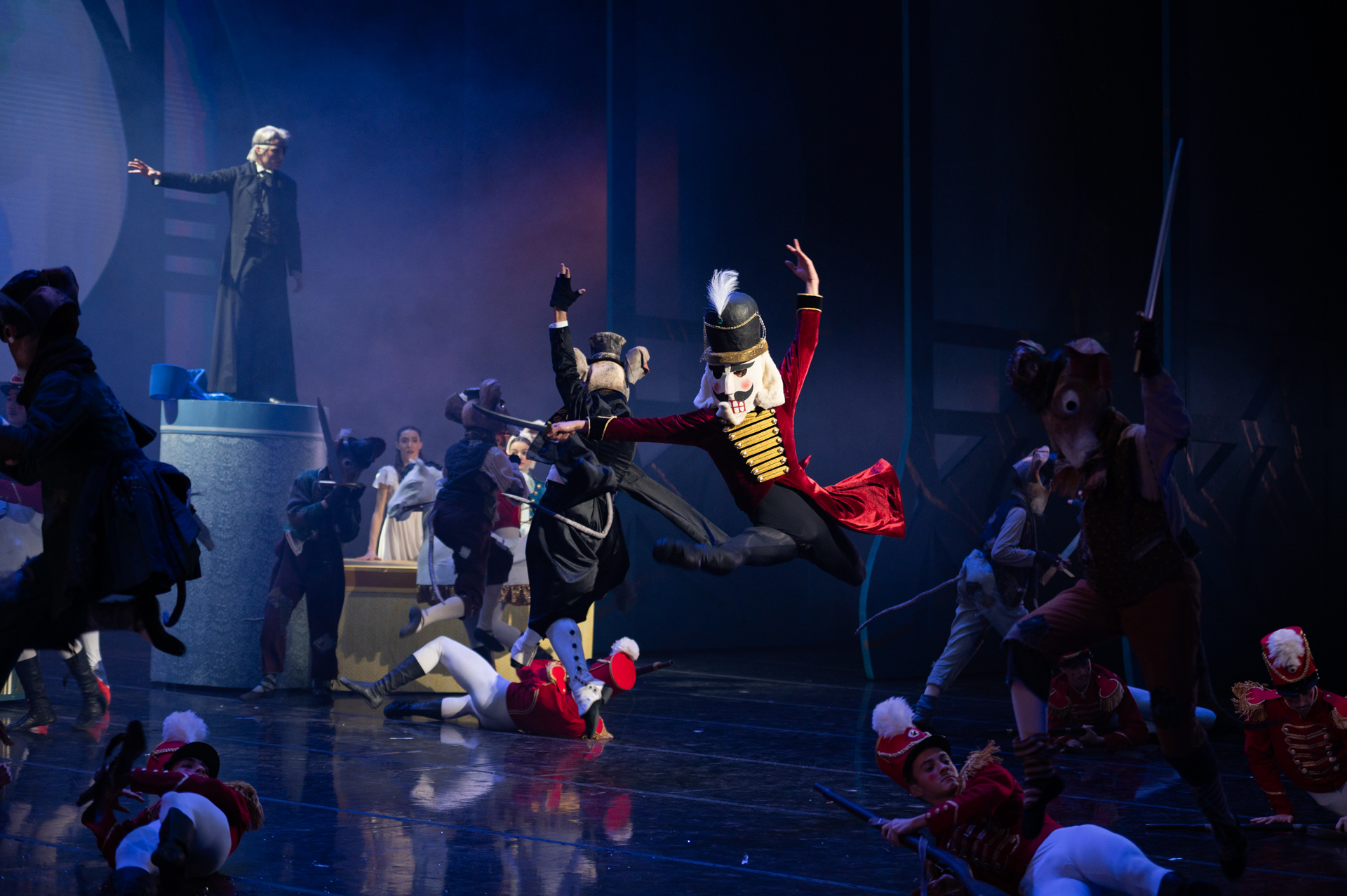 I Balletti delle Feste all’Opera di Roma: Lo Schiaccianoci di Čajkovskij e Il Pipistrello di Strauss ‘Figlio’