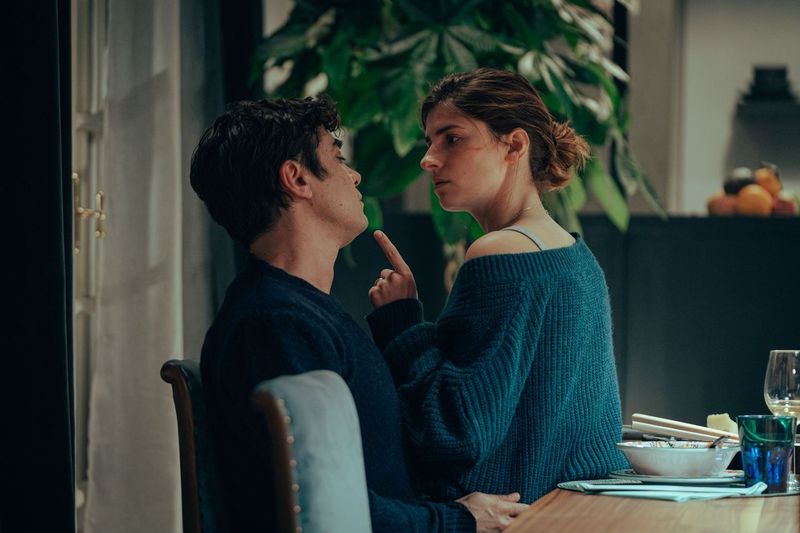 Muori di Lei: il trailer e il poster del film con Riccardo Scamarcio e Maria Chiara Giannetta