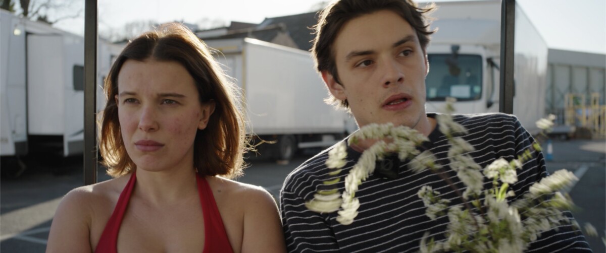 Enola Holmes 3: Netflix conferma la produzione e condivide un immagine del dietro le quinte