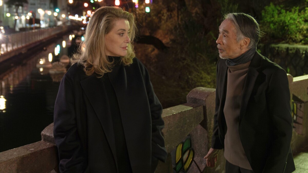 Spirit World – La Festa delle Lanterne: il trailer e il poster del film con Catherine Deneuve