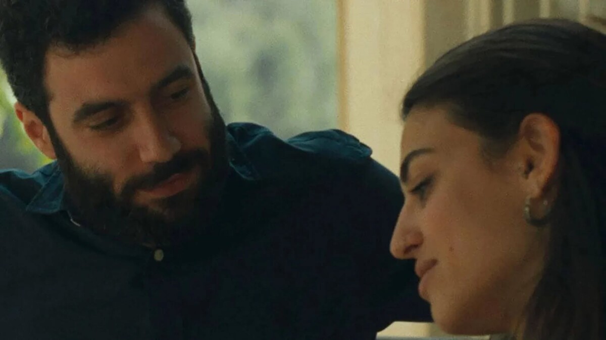 Happy Holidays: il trailer e il poster del film di Scandar Copti