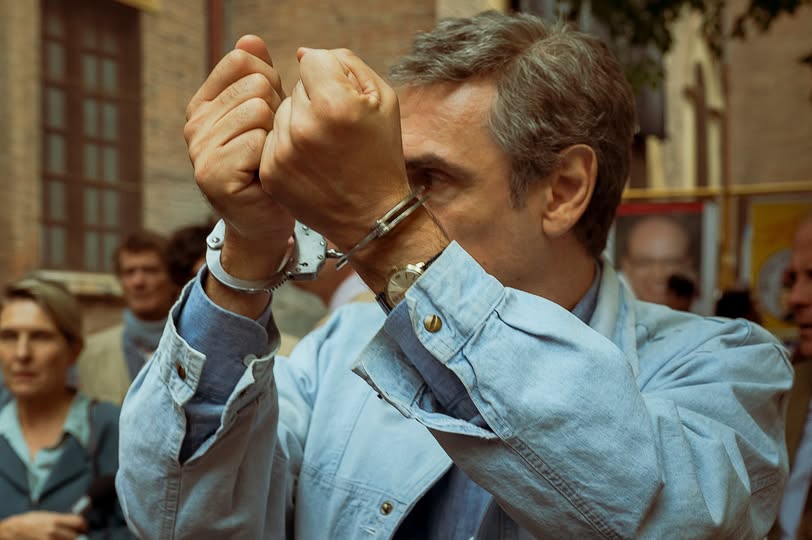 Portobello: la prima clip della serie di Marco Bellocchio