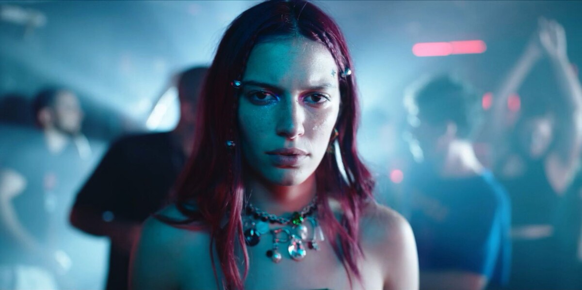 Come Closer, il trailer e il poster del film di Tom Nesher nei cinema ad agosto