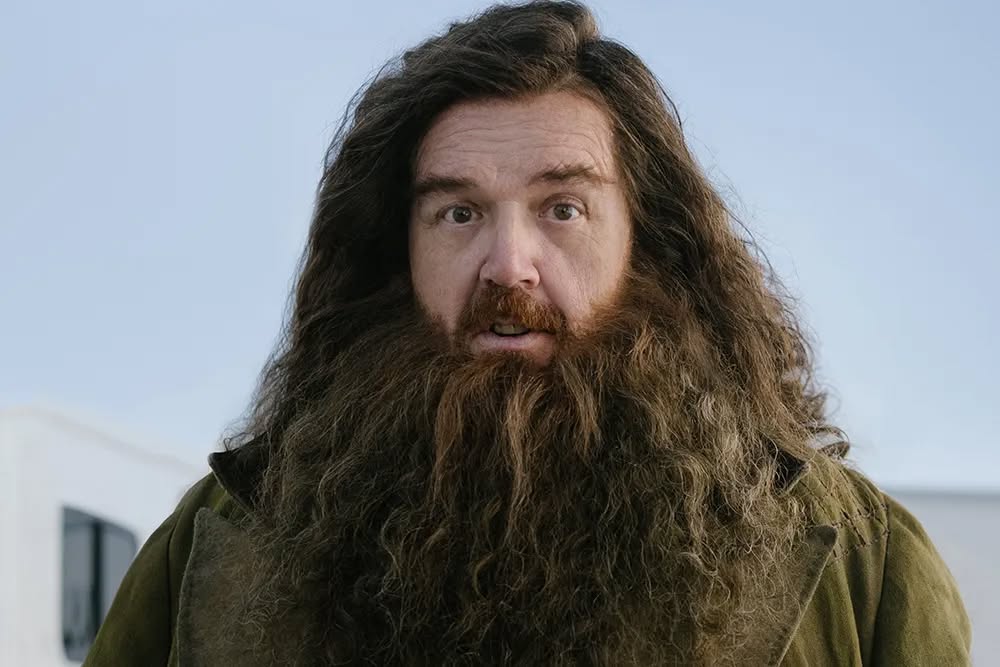 Harry Potter: Nick Frost è Hagrid nella nuova immagine della serie HBO