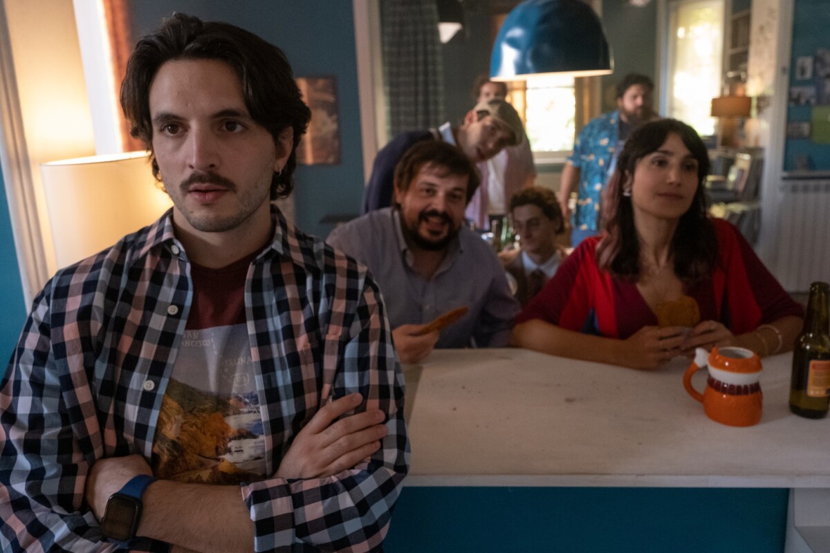 Ogni Maledetto Fantacalcio: il trailer e il poster della comedy Netflix dedicato ai fantallenatori