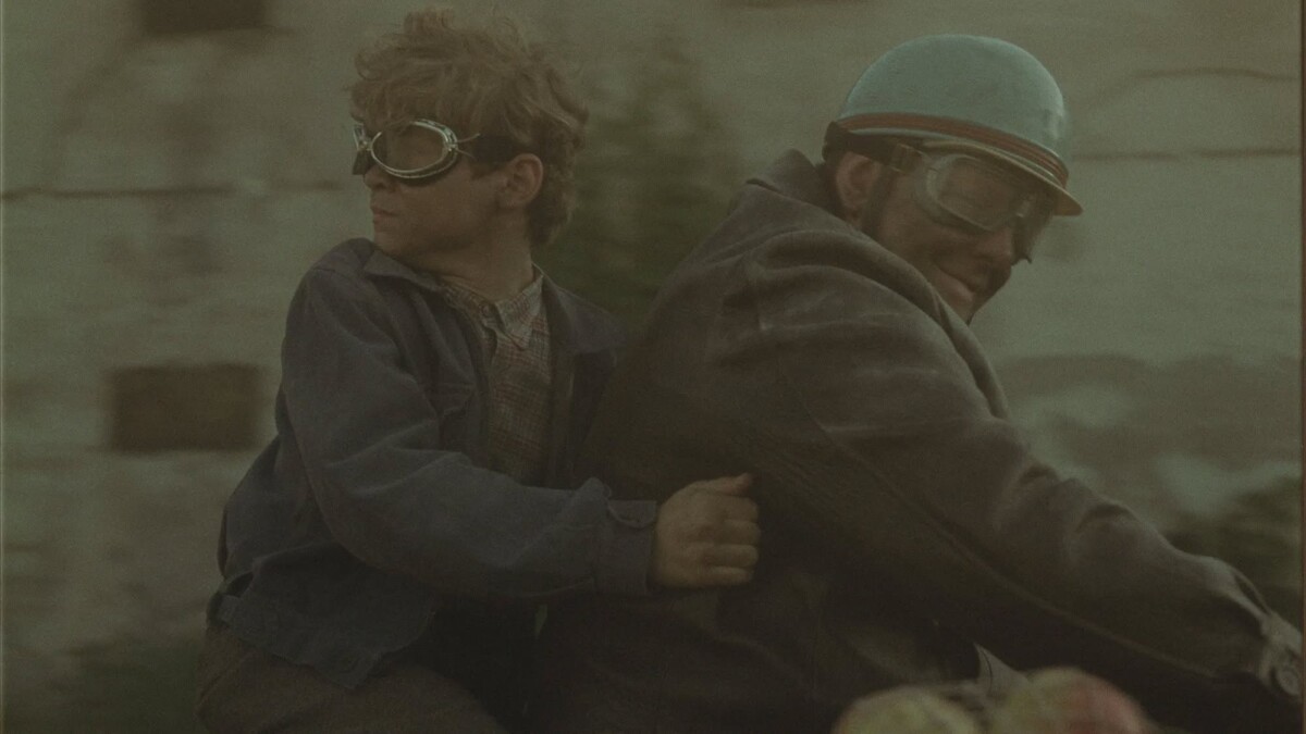 Orphan, recensione: quando la storia osserva senza coinvolgere