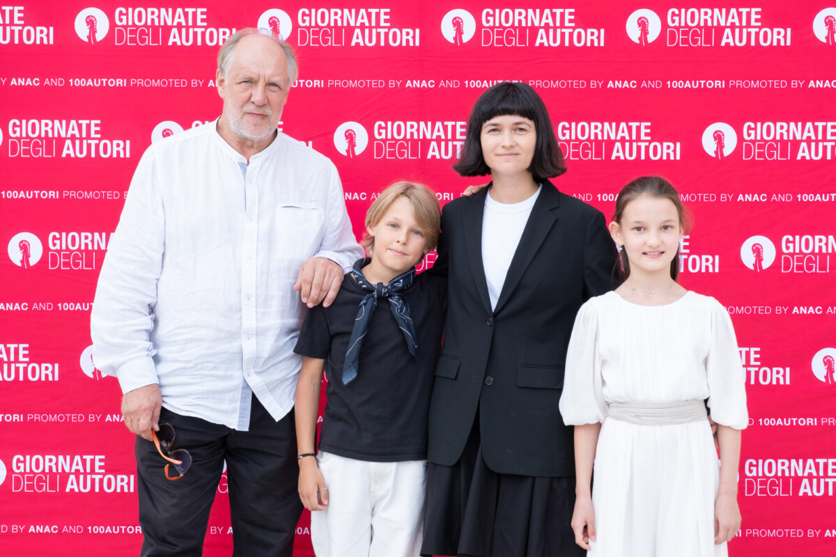 GdA 2025: il Leone del futuro – Premio “Luigi De Laurentiis” va a Short Summer di Nastia Korkia