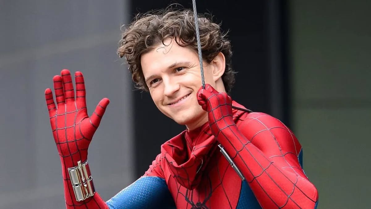 Tom Holland riporta una commozione cerebrale sul set di Spider-Man: Brand  New Day - Thinkmovies