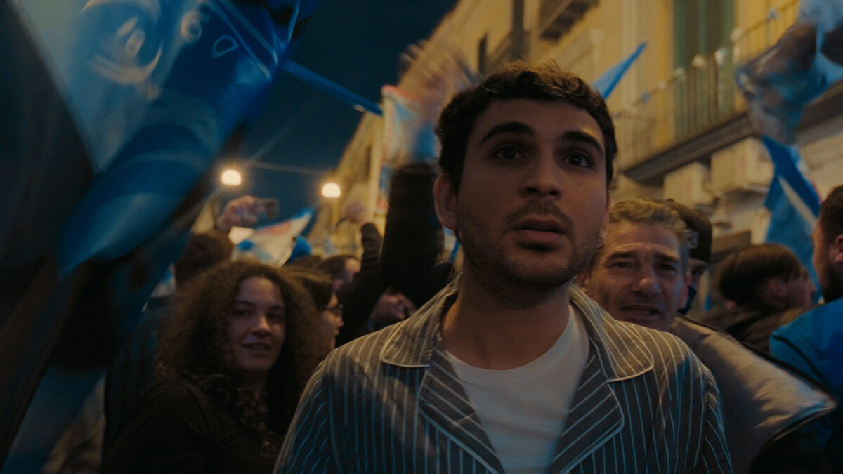 immagine film tienimi presente