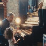 immagine documentario brunori sas - il tempo delle noci