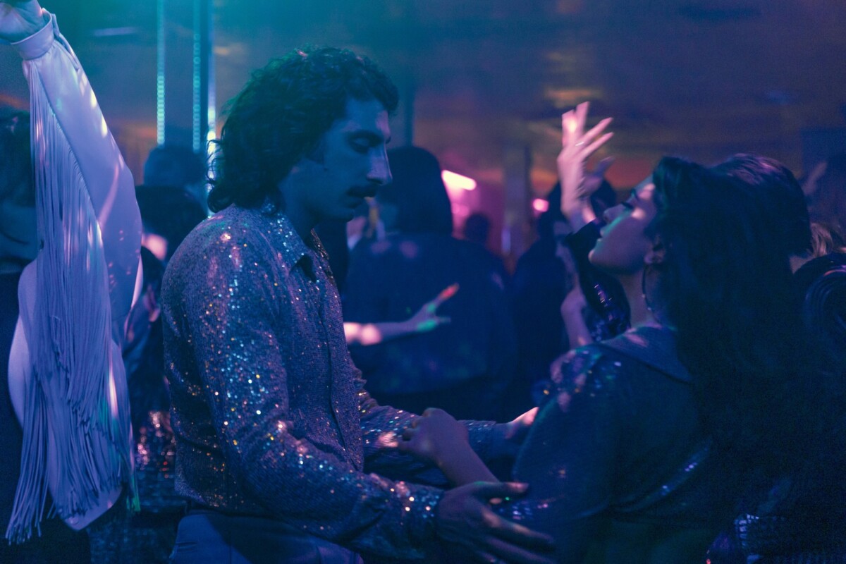 Il Falsario: il trailer e il poster del film con Pietro Castellitto in arrivo su Netflix