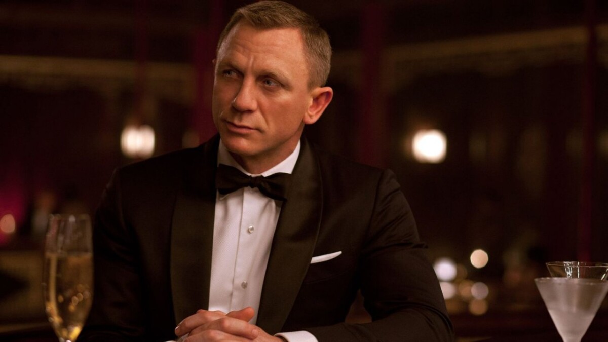 james bond daniel craig
