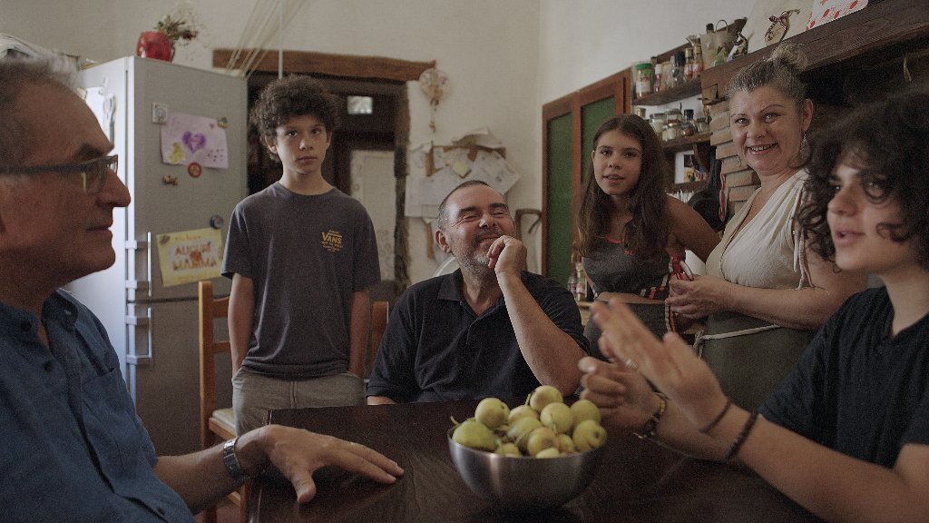 immagine doc tatti, paese di sognatori