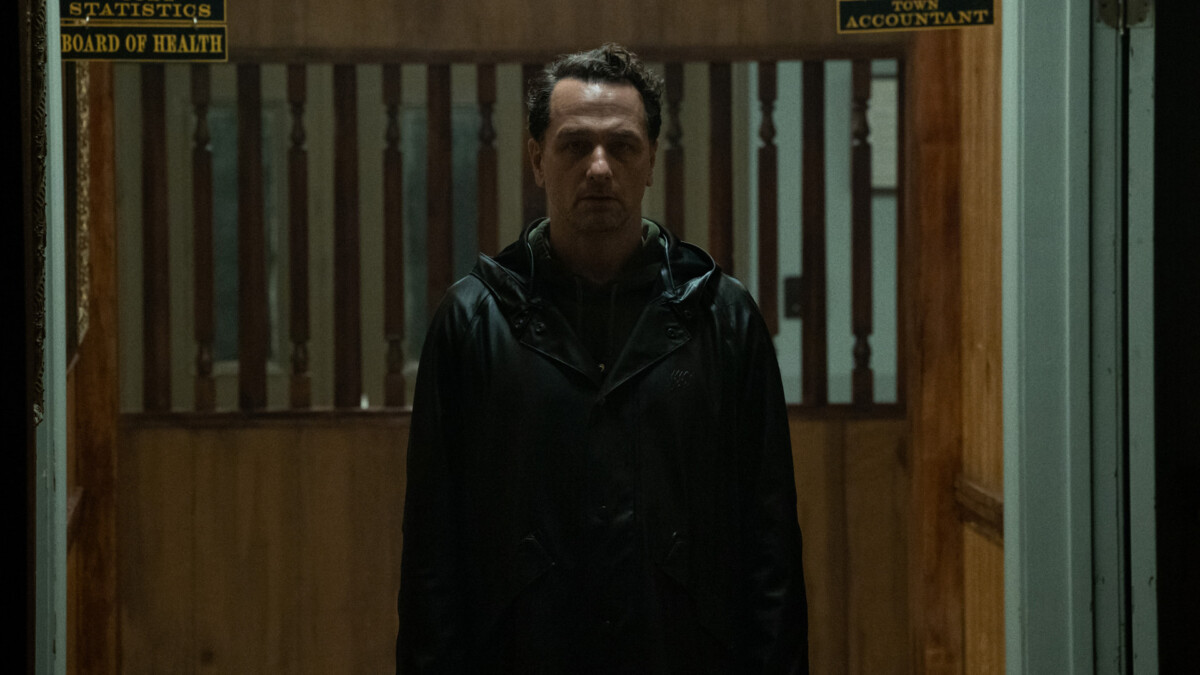 Widow’s Bay: la serie con Matthew Rhys rinnovata per una seconda stagione