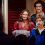 Juste-Une-Illusion 2 Photo Manuel Moutier (c) 2026 ADNP - TEN CINEMA - GAUMONT - TF1 FILMS PRODUCTION - QUAD+TEN