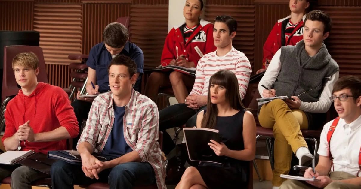 Glee torna su Disney+ e Hulu: Ryan Murphy ha già scritto la sceneggiatura del reboot