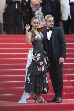 Cannes 79 - Zoé Saldana - Marco Perego - red - carpet - chiusura - Foto Martina Dal Piano - Think Movies