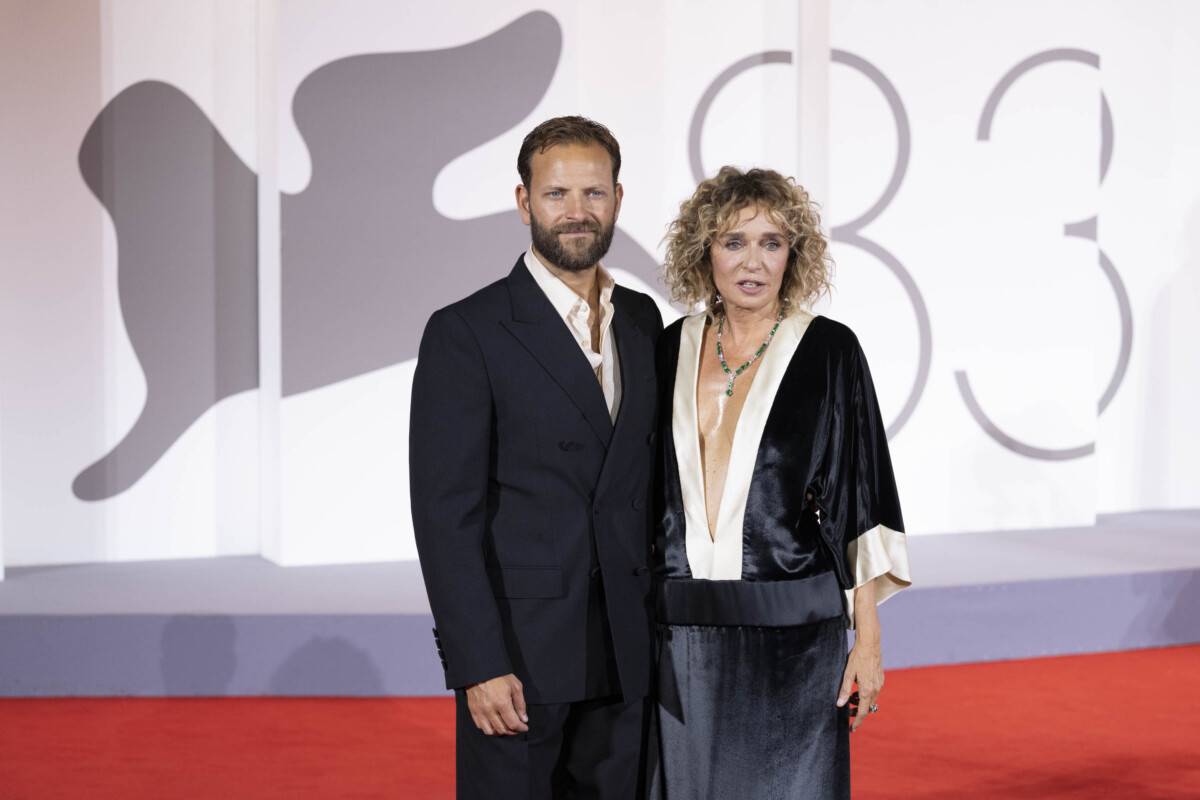 Alessandro Borghi e Valeria Golino a Venezia 83 - foto Martina Dal Piano per Think Movies 