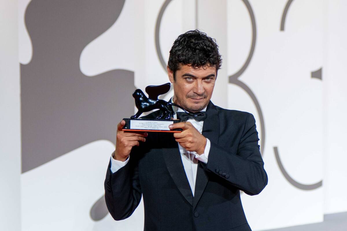 Venezia 83 - Riccardo Scaramcio miglior attori Orizzonti - foto Martina Dal Piano per Think Movies