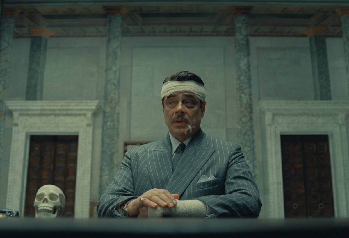 immagine film la trama fenicia