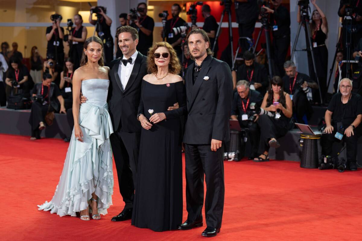 Alicia Vikander, Luca Marinelli, Susan Marinelli e Andrea Pallaoro a Venezia 83, foto Martina Dal Piano per Think Movies