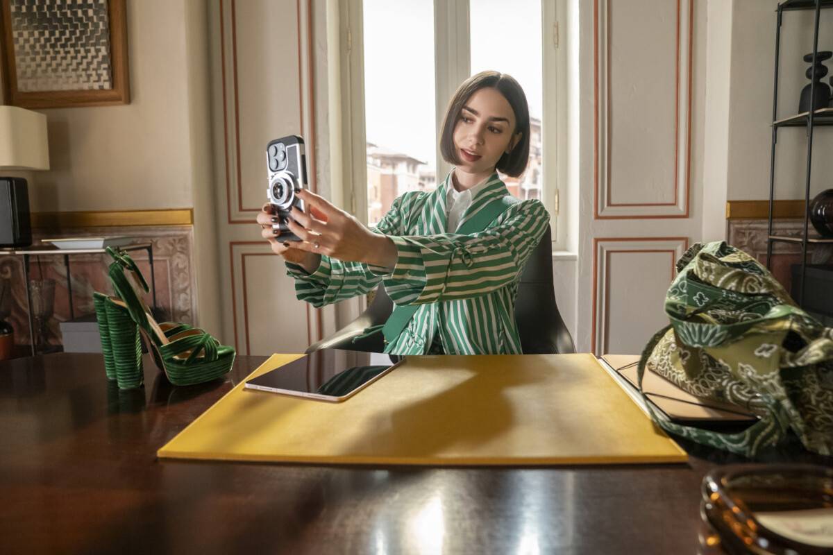 immagine Emily in Paris 5
