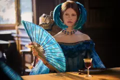 Mia Goth nel ruolo di Elizabeth in "Frankenstein". Ken Woroner/Netflix