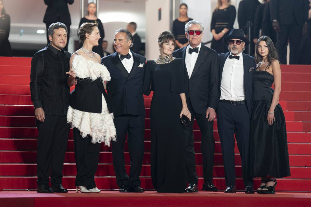 Cannes 79 il cast di Diamond sul red carpet Foto Martina Dal Piano per Think Movies 