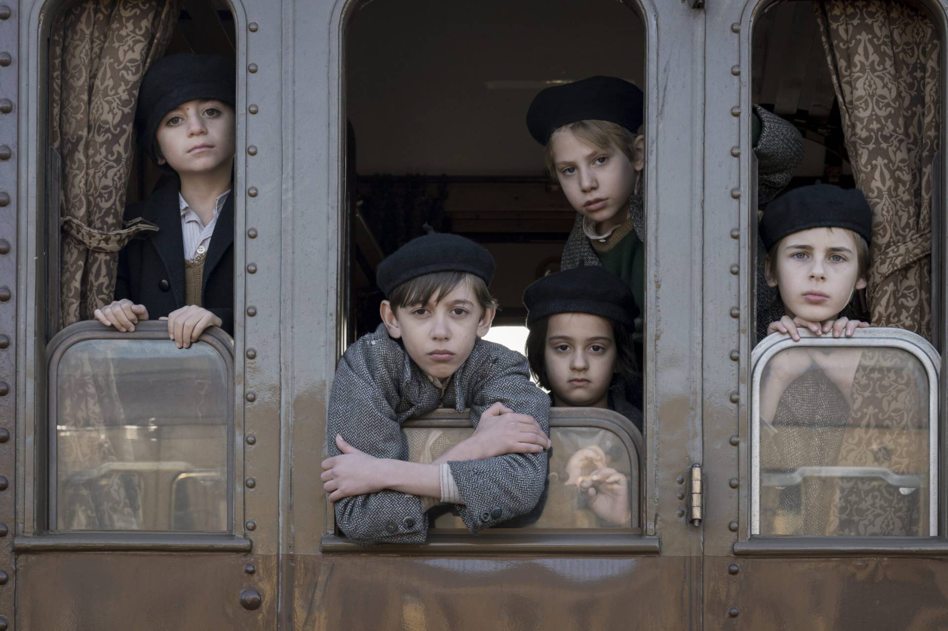 scena film il treno dei bambini