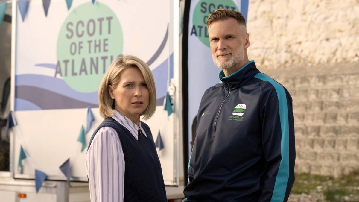 Siân Brooke e Darren Boyd in "Trying", ora disponibile in streaming su Apple TV.