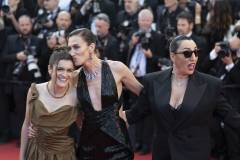 Nieves Álvarez e Rossy de Palma - Cannes 79 - Foto Martina Dal Piano - Think Movies