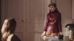 Emily_in_Paris_n_S4_E7_00_03_48_16R