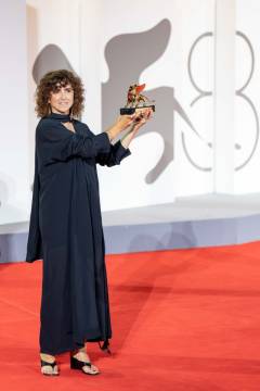 Venezia 83 - Woman Unkwon - Leone d'oro - foto Martina Dal Piano per Think Movies